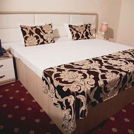 Baku Inn Hotel エクステリア 写真