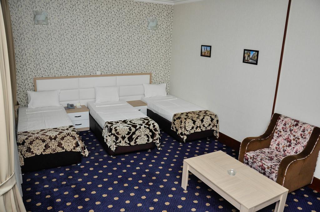 Baku Inn Hotel エクステリア 写真