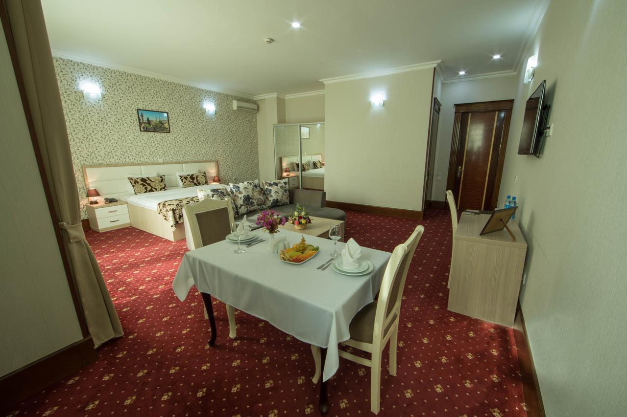 Baku Inn Hotel エクステリア 写真