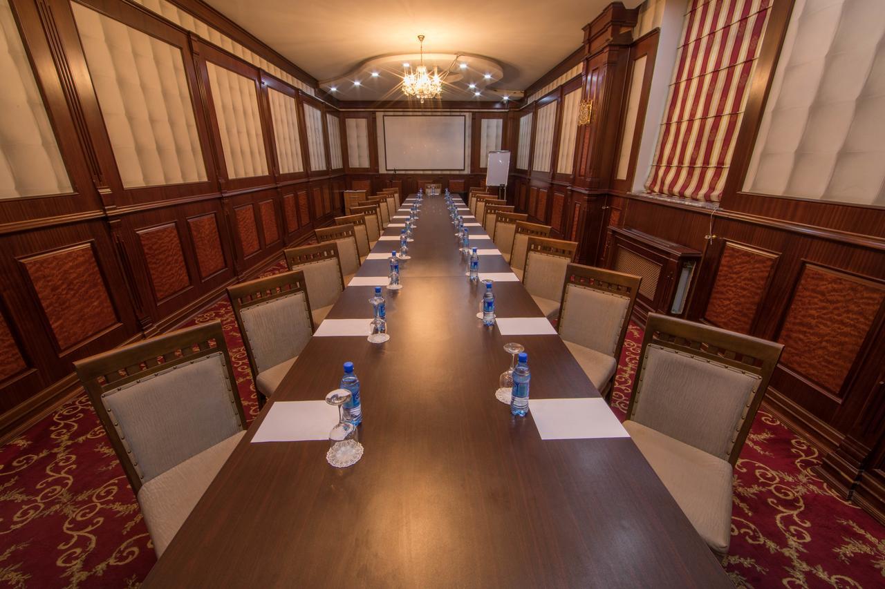 Baku Inn Hotel エクステリア 写真