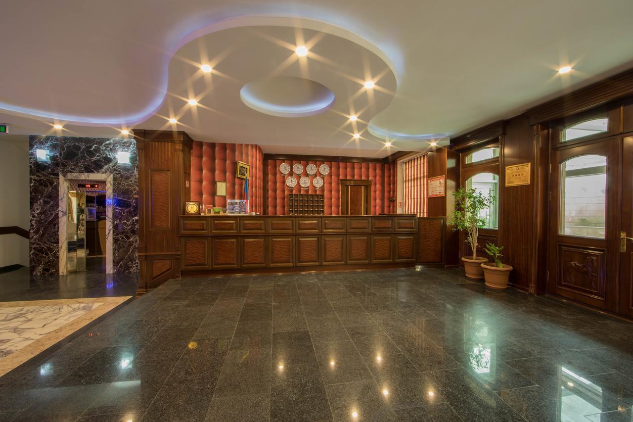 Baku Inn Hotel エクステリア 写真